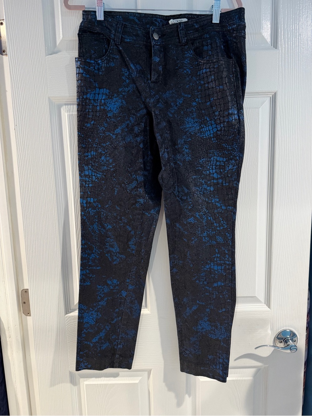 Cache Black & Blue Snakeskin-Print Chinos